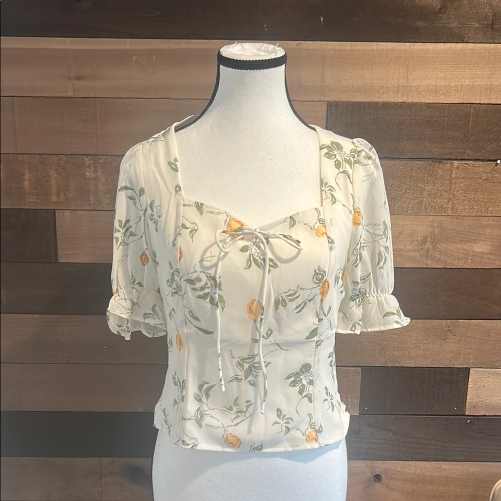 Rosie Posie White Lemon Top